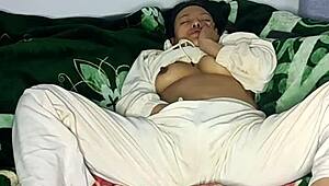 Blue Amateur Kicks Off Day with Intense Solo Squirt