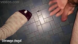 hey dude, ever tried understall sex with a total stranger in a public toilet?