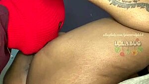 Lolabug lets follower taste pussy 😋