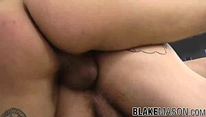 amateur british twinks suck each other before banging