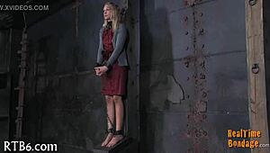 HOT SERF DELIGHTS WITH ORAL SEX, SUCKING MY COCK DEEPLY!