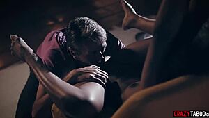 i cant believe how that ebony model fucked the photographer so hard