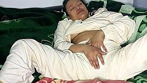 Blue Amateur Kicks Off Day with Intense Solo Squirt