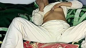 Blue Amateur Kicks Off Day with Intense Solo Squirt