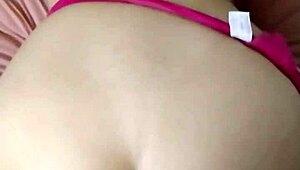 Teen Girlfriend's Anal Fun With Cumshot