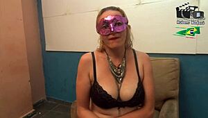 Coroa Loira Da Surra De Buceta Em Seu Amigo Dotado