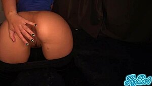 Grabo A Mi Amiga Moviendo El Culo Y Me Folla Con Su Culo Enorme