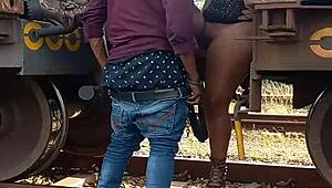 Lilpuddingbowls дразни с диво чукане на публично място