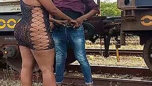 Lilpuddingbowls Teases with Wild Fucking in Public