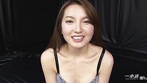 눈부신 몸매 자랑하는 일본 미녀 히토미 하야마