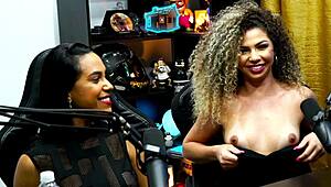 Dani Motta Shows Natural Tits