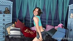 Slutty Coed Kaylee Heart Slams Her Tight Pussy with Long Dildo