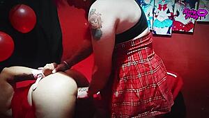 Tetona Achieves Intense Orgasms on Valentine's