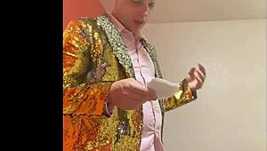 mchenry cruiser gets a blowjob as he performs standup comedy