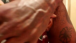 Watch Hallelujah Johnson jerk his big dick to cumshot.