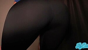 Grabo A Mi Amiga Moviendo El Culo Y Me Folla Con Su Culo Enorme