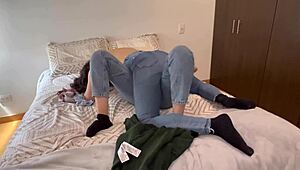 Cumplo Mi Fetiche De Tener Sexo Lésbico Con Jeans