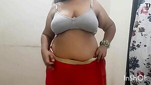 Horny Wife With Big Tits And Ass Cheats On Cam Show