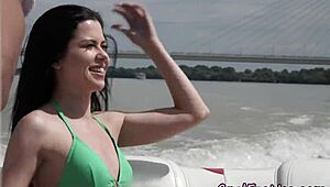 Eurobabe enjoys subtle outdoor encounter