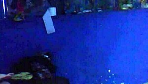 A Mi Esposo Se Le Pasaron Las Copas Y Terminó Follando Con El Vecino En Dirty Talk Cuckold Lick.