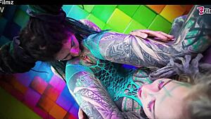 tattooed alien girls fuckin’ hard - anal squirt with big toys, oops