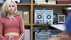 Kiara’s Tight Cunt Banged Hard in Office Affair