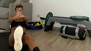 Look At Sol Pérez's Tight Cameltoe In This Hot Video!