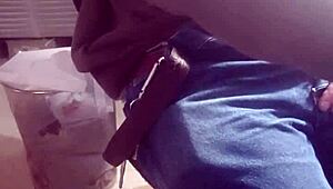 Exploring big dicks on webcam featuring white guys