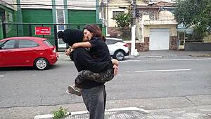 Wild amateurs pull off crazy stunts with Bluezao on Santana streets in São Paulo.