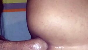 comendo o rabo gostoso?