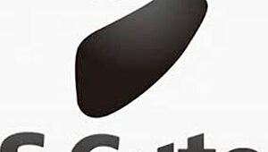 How does S-cute Rika handle big hooters?