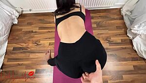 hey, wanna see this fit asian offer her ass?