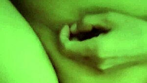 该死，泰国熟女爬过来吸鸡巴得热内射！