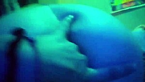 Vriendin milf krijgt kontspel terwijl ze monsterpik pijpt