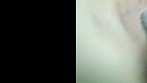 Damn, Chinese babe's solo play is wild! Watch now!