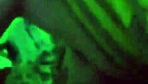 Sevgili MILF canavar sike sakso çekerken göt oyunu alıyor