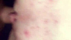 kuuma 18-vuotias tiukka pillu