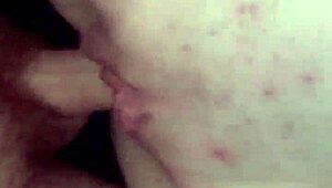 kuuma 18-vuotias tiukka pillu