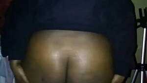 sucking big black dick sloppy then twerking on it 😘