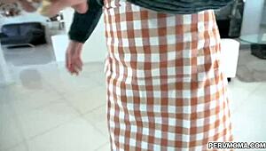 wrex oliver's huge cock slams anna nicole's milf cunt