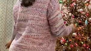 Anna Maria Mature Latina Christmas Ass