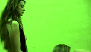 Amateurs rubbing clits at wild teen party