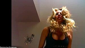 Deutsche Domina Live Erziehung mit Strengen Anweisungen