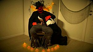 i pleasure the pumpkin king with blowjob in cosplay