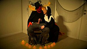 i pleasure the pumpkin king with blowjob in cosplay