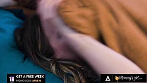 לילי המפוחדת מתחברת עם אמא חמה קנזי