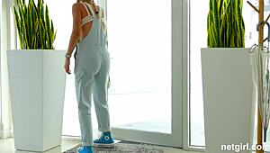 Gorgeous blonde with perfect ass explores anal sex in casting