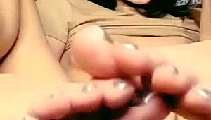 beautiful teen squirts passionately on chaturbate, her perfect body trembling with pleasure