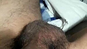 Argentinian Strokes His 15 Cm Cock in Intense Masturbation.