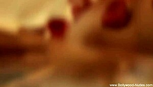 Sensual Indian beauty's seductive dance and tease